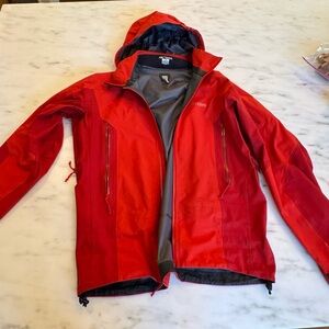 Arc'teryx Men's stingray shell